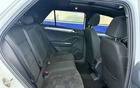 Volkswagen T-Roc I, 2022 год, 1 950 000 рублей, 17 фотография