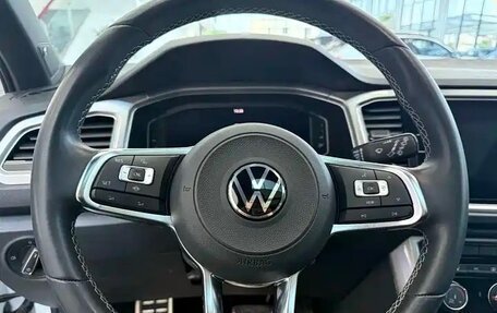 Volkswagen T-Roc I, 2022 год, 1 950 000 рублей, 12 фотография