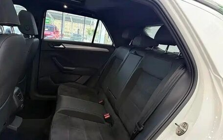 Volkswagen T-Roc I, 2022 год, 1 950 000 рублей, 20 фотография