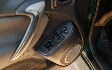 Toyota RAV4, 2004 год, 1 000 000 рублей, 16 фотография