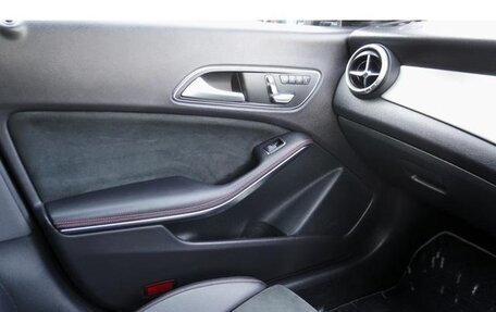 Mercedes-Benz CLA, 2015 год, 1 005 000 рублей, 16 фотография