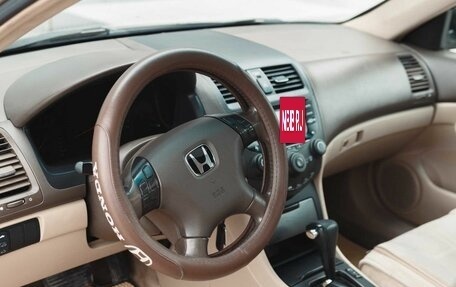 Honda Accord VII рестайлинг, 2004 год, 810 000 рублей, 11 фотография