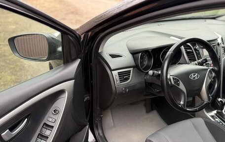 Hyundai i30 II рестайлинг, 2013 год, 955 000 рублей, 3 фотография