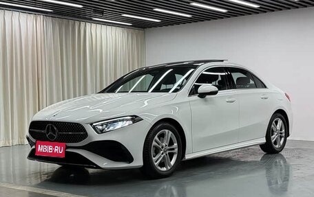 Mercedes-Benz A-Класс, 2023 год, 1 790 000 рублей, 1 фотография