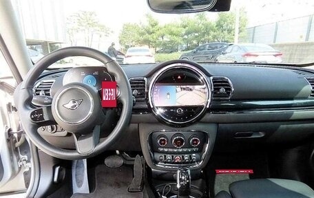 MINI Clubman, 2023 год, 1 967 000 рублей, 5 фотография