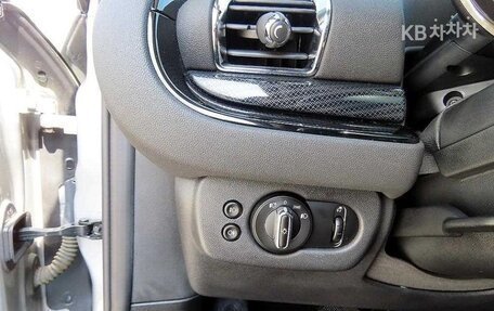 MINI Clubman, 2023 год, 1 967 000 рублей, 16 фотография