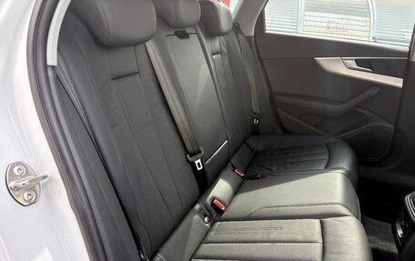 Audi A4, 2017 год, 1 756 000 рублей, 16 фотография