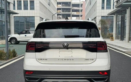 Volkswagen T-Cross I, 2023 год, 1 319 003 рублей, 7 фотография