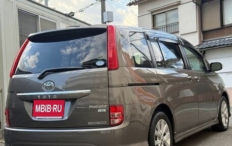 Toyota ISis I, 2017 год, 1 112 000 рублей, 4 фотография