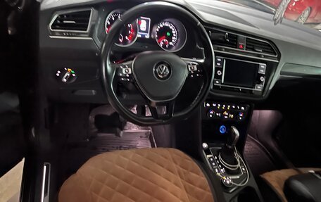 Volkswagen Tiguan II, 2017 год, 3 150 000 рублей, 4 фотография