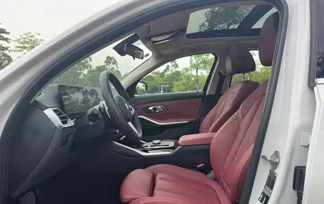 BMW 3 серия, 2023 год, 2 990 000 рублей, 8 фотография