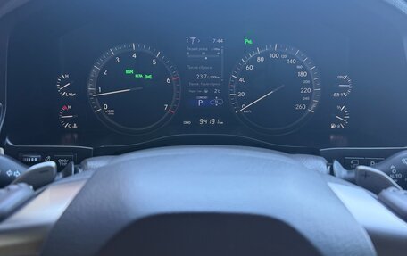 Lexus LX III, 2018 год, 10 000 000 рублей, 16 фотография