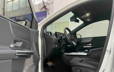 Mercedes-Benz B-Класс, 2022 год, 1 750 000 рублей, 10 фотография