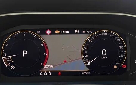 Volkswagen T-Roc I, 2023 год, 1 950 000 рублей, 16 фотография