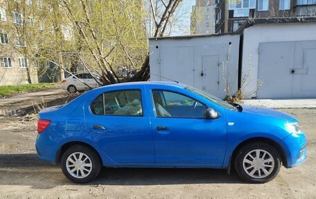 Renault Logan II, 2020 год, 600 000 рублей, 3 фотография