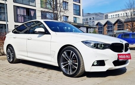 BMW 3 серия, 2019 год, 2 598 000 рублей, 3 фотография