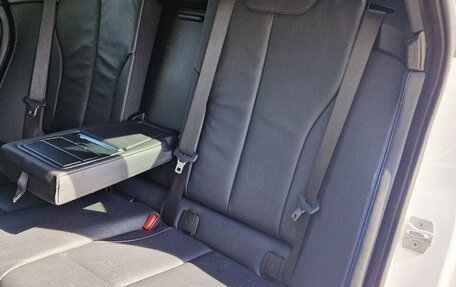 BMW 3 серия, 2019 год, 2 598 000 рублей, 17 фотография