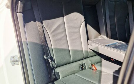 BMW 3 серия, 2019 год, 2 598 000 рублей, 22 фотография