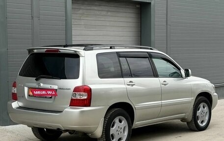 Toyota Highlander III, 2005 год, 775 000 рублей, 5 фотография