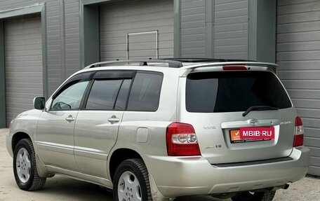 Toyota Highlander III, 2005 год, 775 000 рублей, 3 фотография