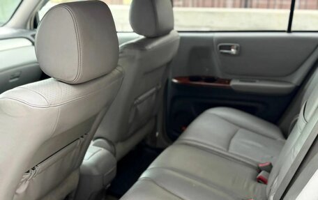 Toyota Highlander III, 2005 год, 775 000 рублей, 21 фотография