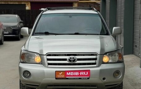 Toyota Highlander III, 2005 год, 775 000 рублей, 8 фотография