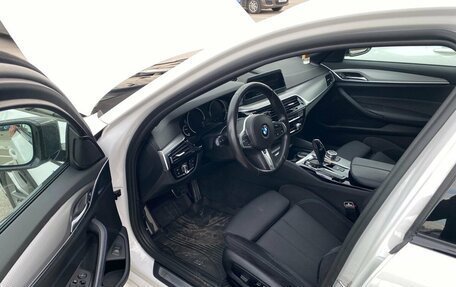 BMW 5 серия, 2019 год, 3 899 000 рублей, 3 фотография