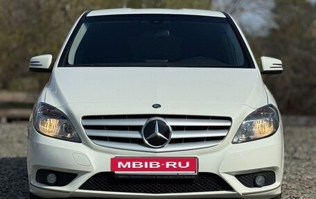 Mercedes-Benz B-Класс, 2013 год, 1 400 000 рублей, 2 фотография