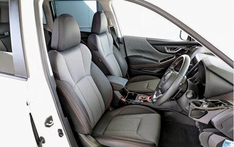 Subaru Forester, 2022 год, 2 565 000 рублей, 9 фотография