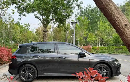 Volkswagen Golf VIII, 2022 год, 1 939 017 рублей, 4 фотография