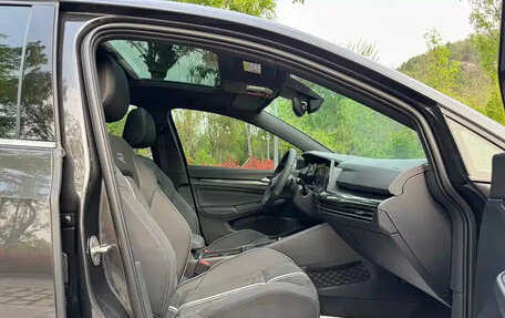 Volkswagen Golf VIII, 2022 год, 1 939 017 рублей, 14 фотография