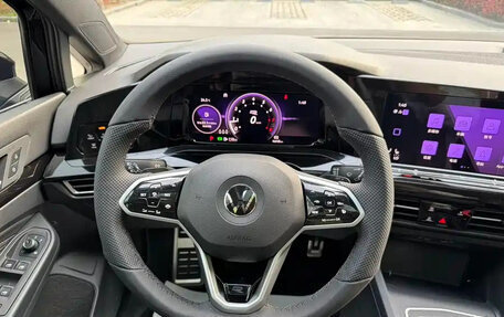 Volkswagen Golf VIII, 2022 год, 1 939 017 рублей, 10 фотография