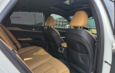 KIA K5, 2023 год, 2 102 000 рублей, 16 фотография