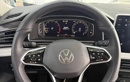 Volkswagen Tiguan II, 2023 год, 2 455 017 рублей, 8 фотография