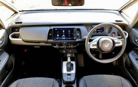 Honda Fit, 2022 год, 1 255 000 рублей, 7 фотография