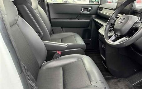 Honda Stepwgn, 2023 год, 2 200 003 рублей, 6 фотография