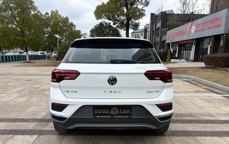 Volkswagen T-Roc I, 2022 год, 1 576 881 рублей, 6 фотография
