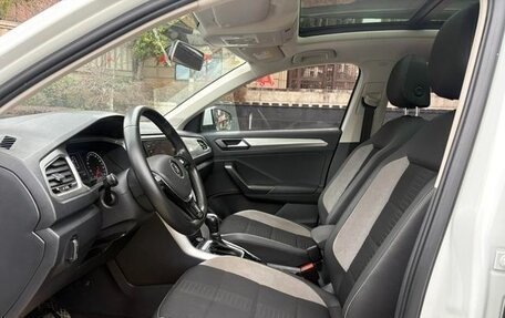 Volkswagen T-Roc I, 2022 год, 1 576 881 рублей, 9 фотография