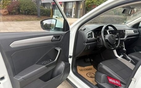 Volkswagen T-Roc I, 2022 год, 1 576 881 рублей, 8 фотография