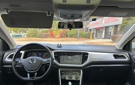 Volkswagen T-Roc I, 2022 год, 1 576 881 рублей, 12 фотография