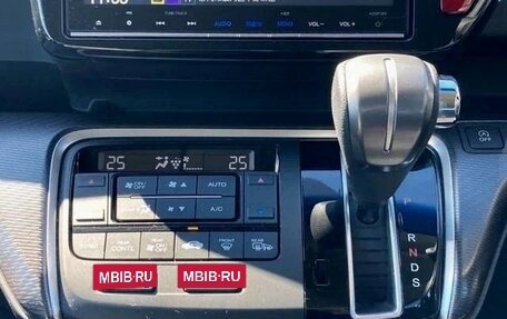 Honda Stepwgn IV, 2022 год, 2 088 000 рублей, 11 фотография