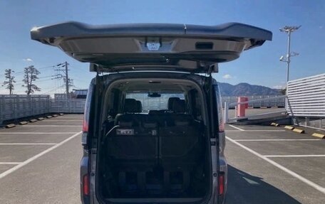 Honda Stepwgn IV, 2022 год, 2 088 000 рублей, 14 фотография