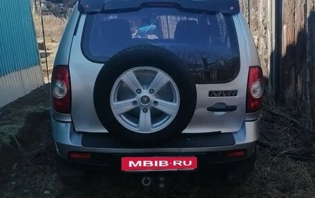 Chevrolet Niva I рестайлинг, 2015 год, 545 000 рублей, 4 фотография