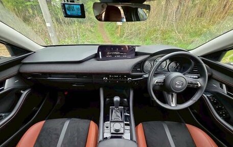 Mazda 3, 2022 год, 1 356 000 рублей, 9 фотография