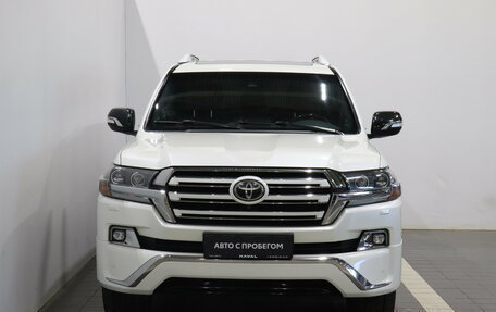 Toyota Land Cruiser 200, 2017 год, 8 295 000 рублей, 2 фотография