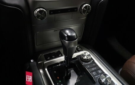 Toyota Land Cruiser 200, 2017 год, 8 295 000 рублей, 11 фотография