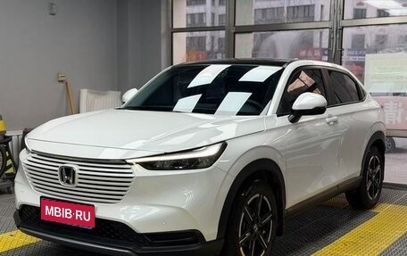 Honda Vezel, 2023 год, 1 800 000 рублей, 1 фотография