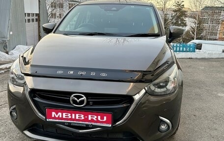 Mazda Demio IV, 2017 год, 1 250 000 рублей, 1 фотография