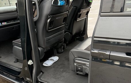 Honda Stepwgn, 2022 год, 3 290 000 рублей, 31 фотография