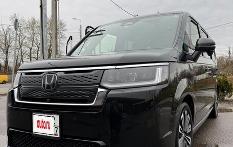 Honda Stepwgn, 2022 год, 3 290 000 рублей, 37 фотография